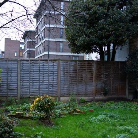 Manor Court Londres Exterior foto